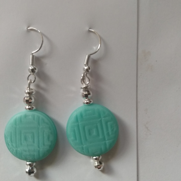 Handmade Beaded Earrings! Different colors and lengths. Prices listed $5-$10 - Picture 7 of 13